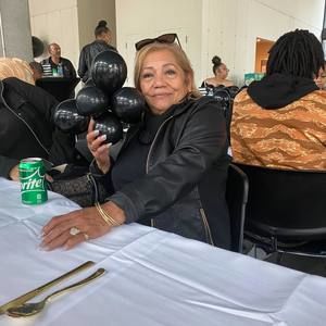 Meet your Posher, Juanita